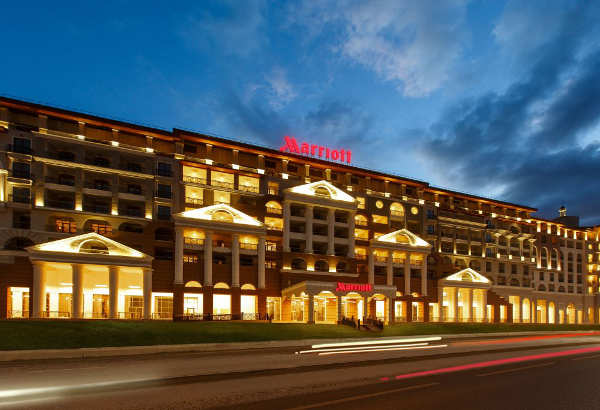 Das Fünf-Sterne Sochi Marriott Krasnaya Polyana Hotel